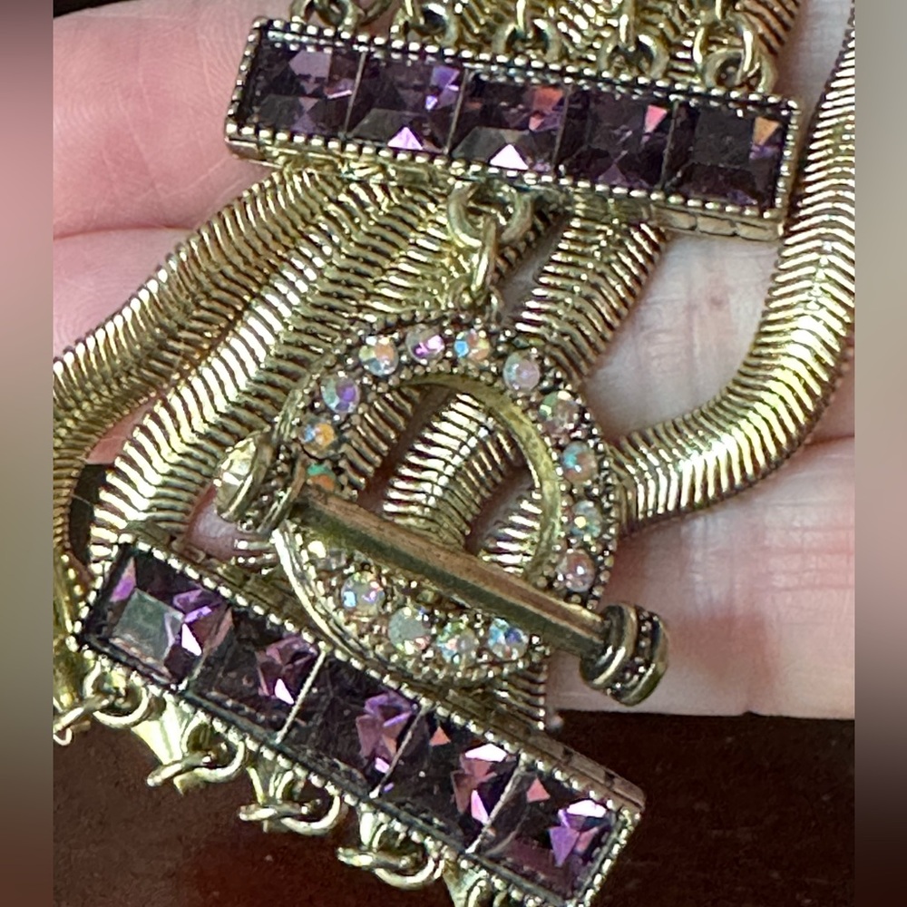 Gorgeous 7.5" Heidi Daus Crystal Statement Bracelet in Purple Amethyst and Gold - Picture 16 of 16